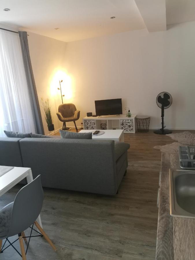 Sky Thermal Apartment KLV Exterior foto